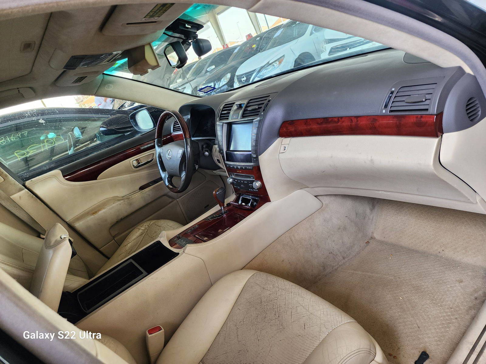 2012 LEXUS LS 460 — 179673 Miles — Lot 0C5004347 — Main - Marhaba Auctions Used Cars - Image 5