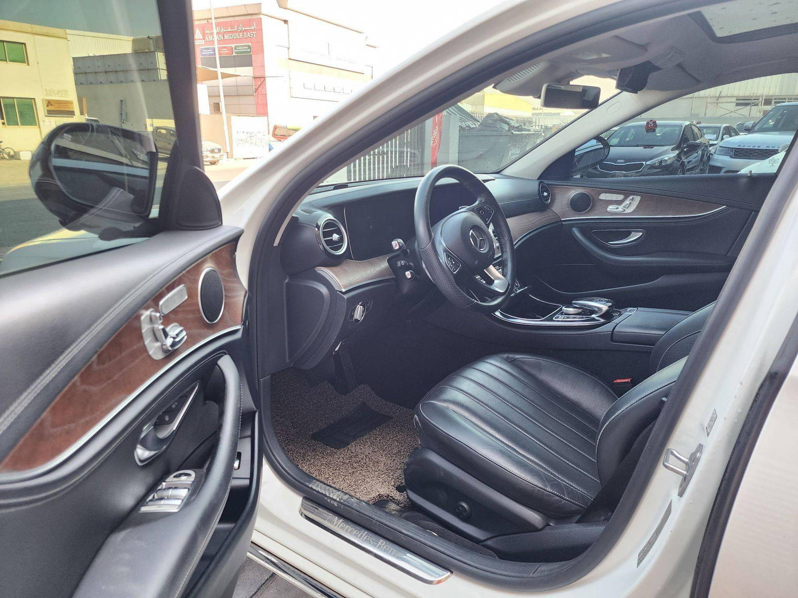 2017 MERCEDES BENZ E-300 — 223996 KM — Lot 87248 — Al Quoz - Marhaba Auctions Used Cars - Image 11