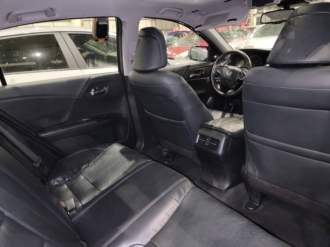 2015 HONDA ACCORD — 243916 Miles — Lot 36308022 - Marhaba Auctions Used Cars - Image 6