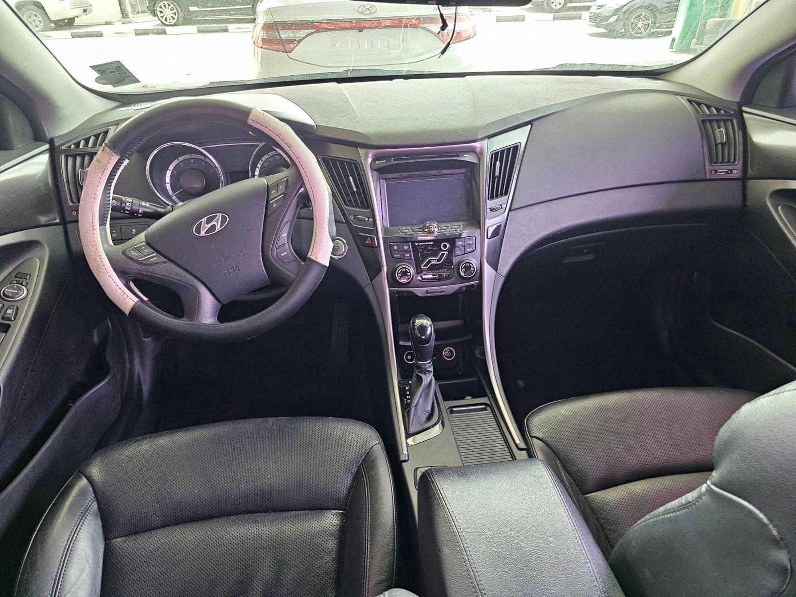 2012 HYUNDAI SONATA — 164269 KM — Lot 398968 — Souq - Marhaba Auctions Used Cars - Image 7