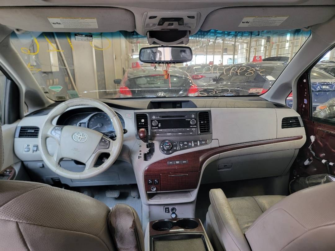 2011 TOYOTA SIENNA — 279799 Miles — Lot XBS008916 — Main - Marhaba Auctions Used Cars - Image 7