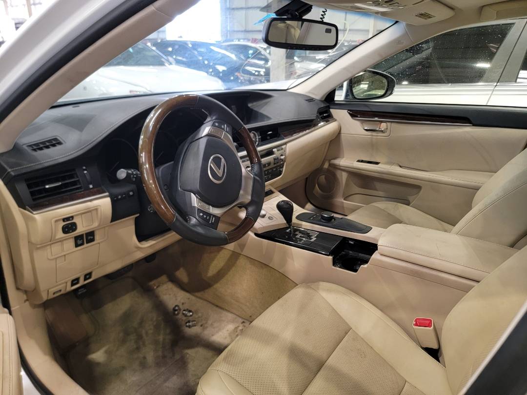 2015 LEXUS ES 350 — 116571 Miles — Lot 57412064 — Main - Marhaba Auctions Used Cars - Image 6