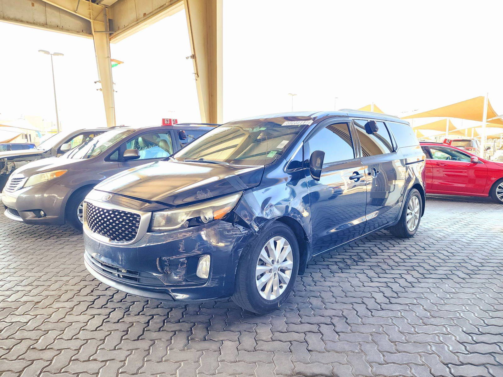 2015 KIA SEDONA — 162069 Miles — Lot 125487 — Souq - Marhaba Auctions Used Cars - Image 4
