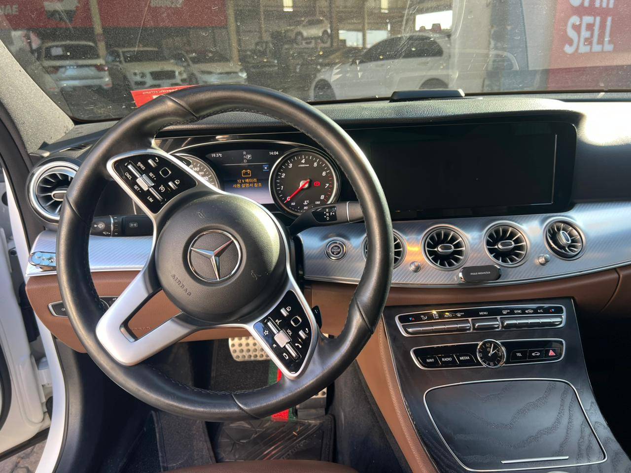 MERCEDES BENZ E-250 2020 - Marhaba Auction Used Cars - Image 9