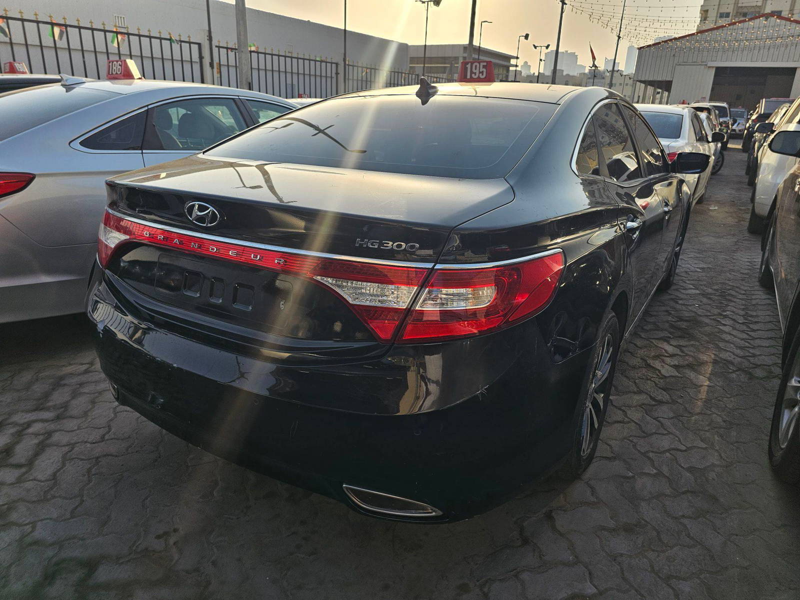 2011 HYUNDAI GRANDEUR — 181886 KM — Lot 215487 — Main - Marhaba Auctions Used Cars - Image 6