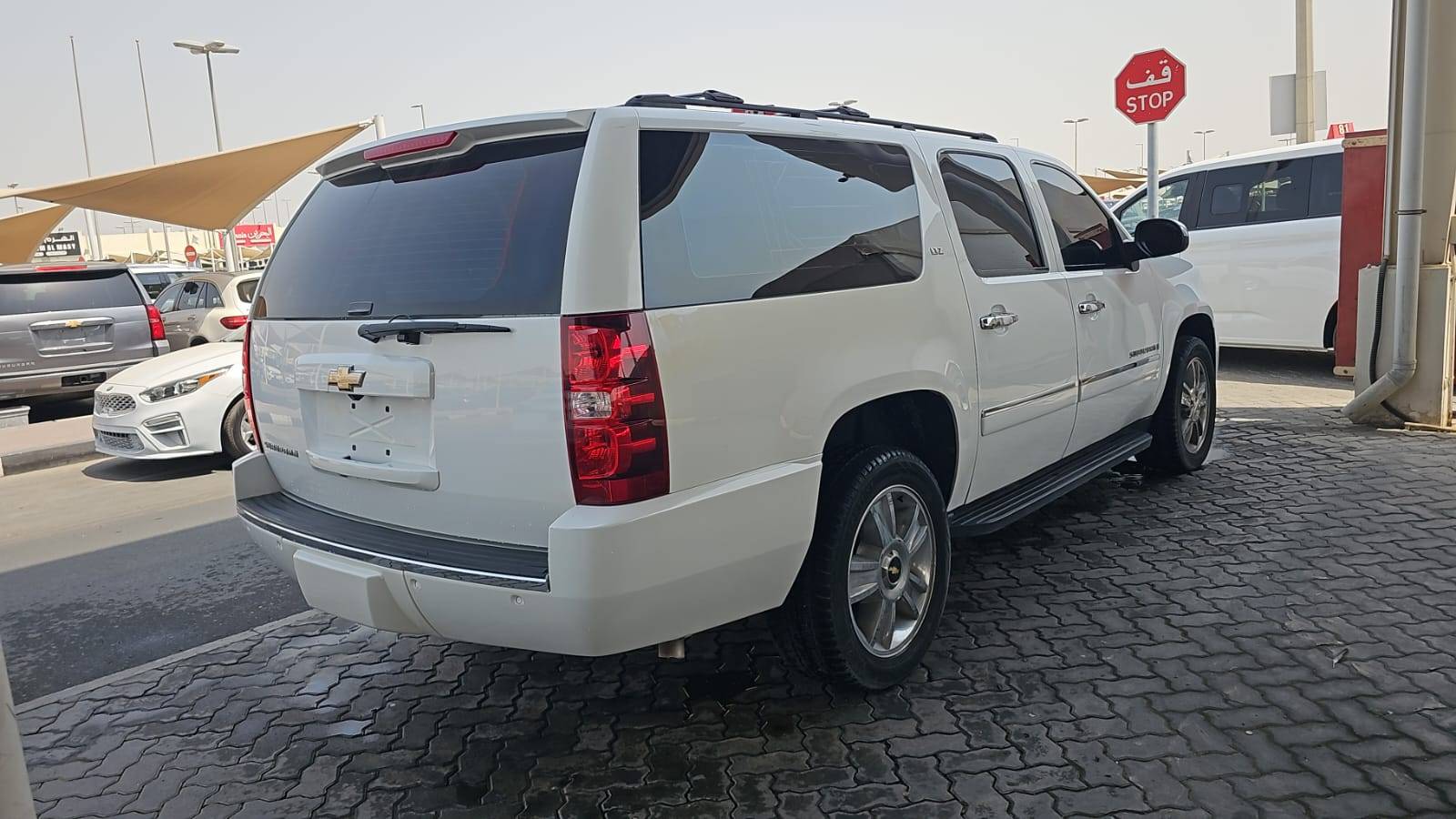 2009 CHEVROLET SUBURBAN — 398445 KM — Lot 6369J112954 — Souq - Marhaba Auctions Used Cars - Image 6