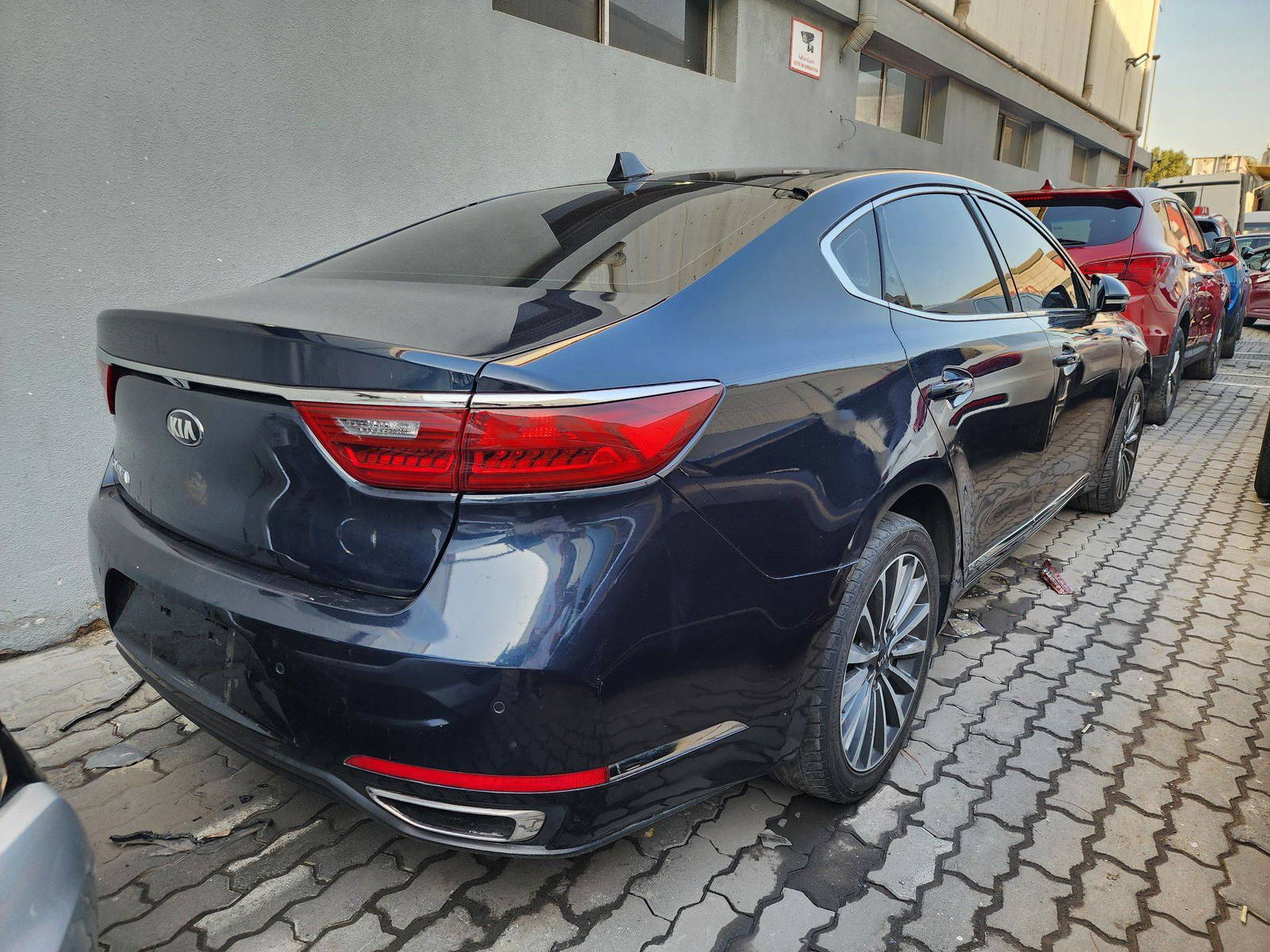 2017 KIA CADENZA — 135227 Miles — Lot 344028 — Al Quoz - Marhaba Auctions Used Cars - Image 15
