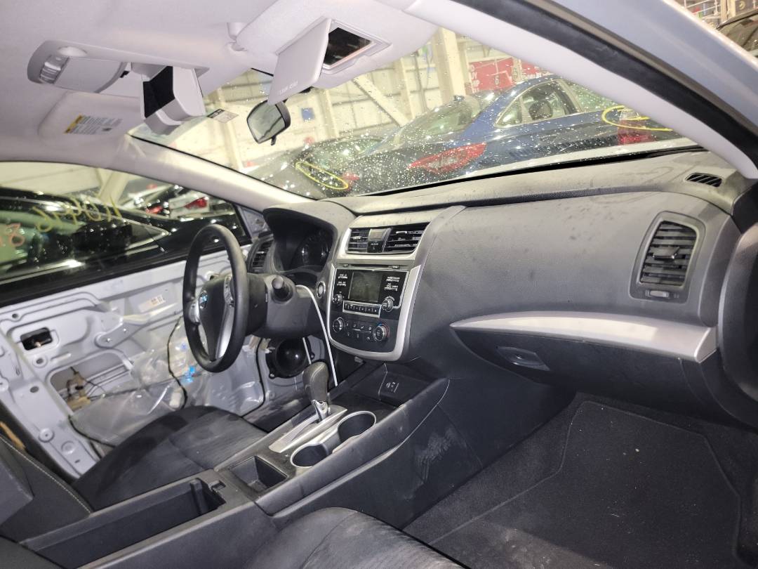 2017 NISSAN ALTIMA — 110496 Miles — Lot 37018484 - Marhaba Auctions Used Cars - Image 5