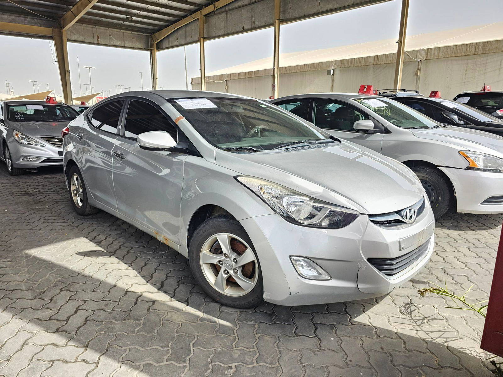 2011 HYUNDAI AVANTE — 180589 KM — Lot 017609 — Main - Marhaba Auctions Used Cars - Image 4