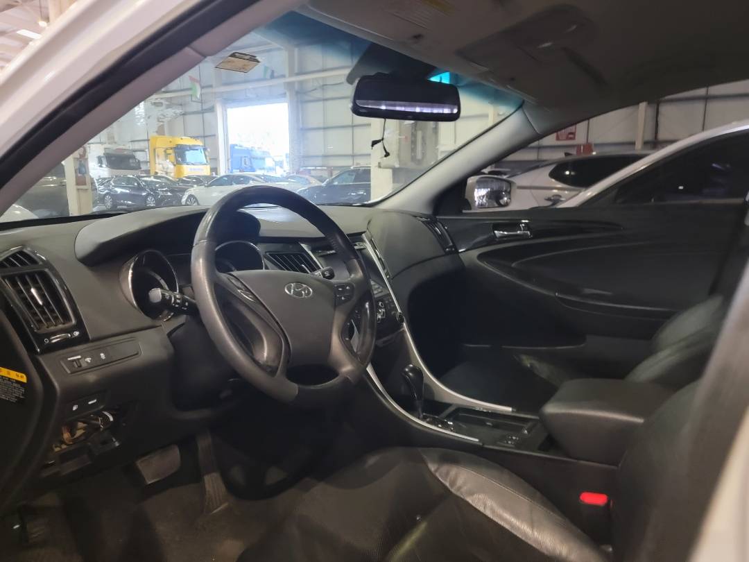 2010 HYUNDAI SONATA — 232810 Miles — Lot AA149748 — Main - Marhaba Auctions Used Cars - Image 6