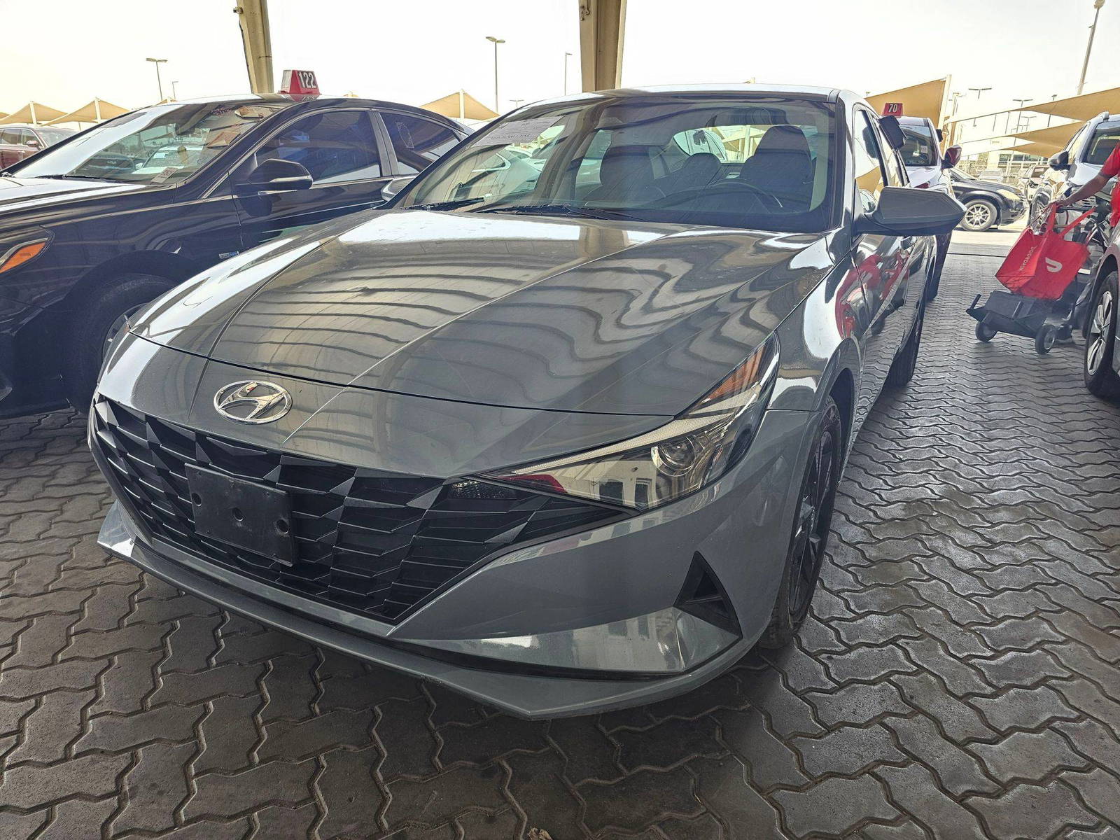 2021 HYUNDAI ELANTRA — 93185 KM — Lot G0MU169787 — Souq - Marhaba Auctions Used Cars - Image 5