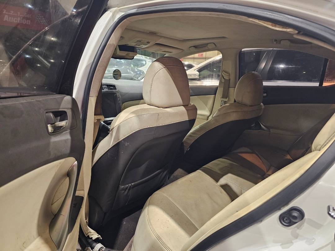 2009 LEXUS IS 250 — 168397 Miles — Lot 42865484 — Souq - Marhaba Auctions Used Cars - Image 7