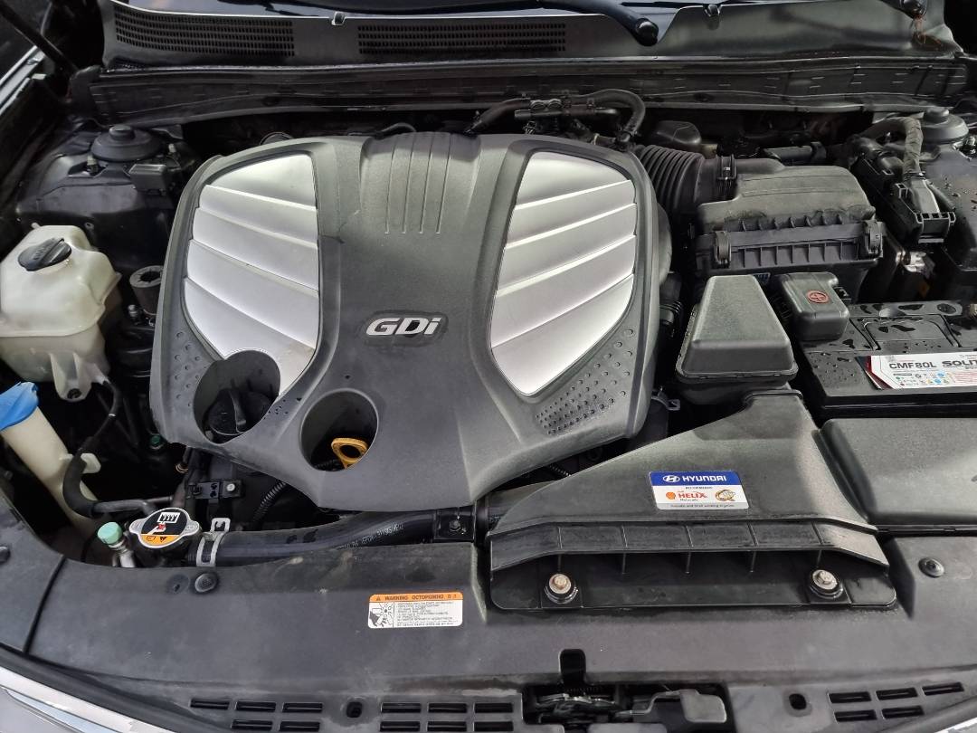 HYUNDAI GRANDEUR 2011 - Marhaba Auction Used Cars - Image 11