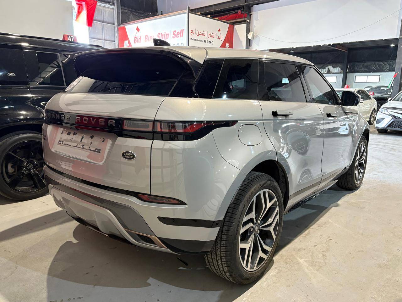 2020 RANGE ROVER EVOQUE — 113676 KM — Lot 45322 — Al Quoz - Marhaba Auctions Used Cars - Image 7