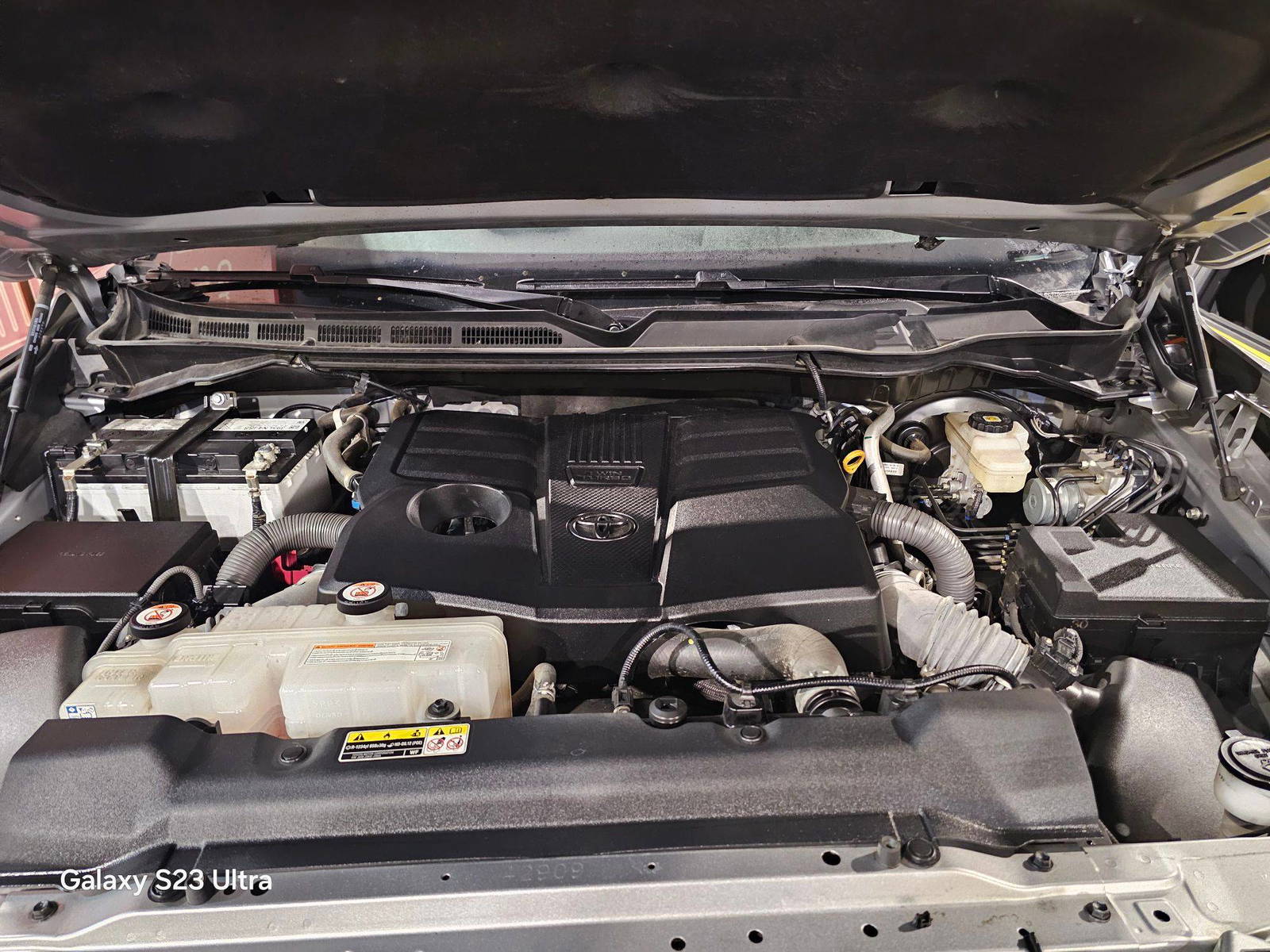 TOYOTA TUNDRA 2023 - Marhaba Auction Used Cars - Image 12