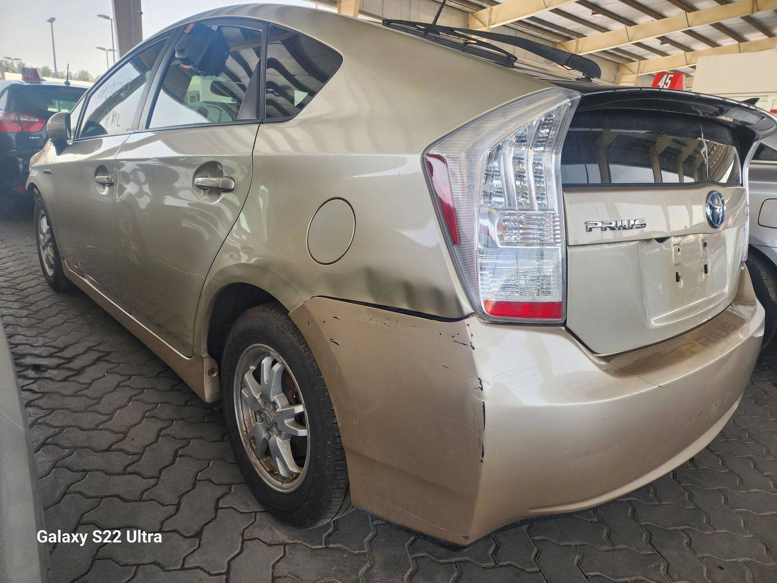 2010 TOYOTA PRIUS — 274992 Miles — Lot 66292043 - Marhaba Auctions Used Cars - Image 3
