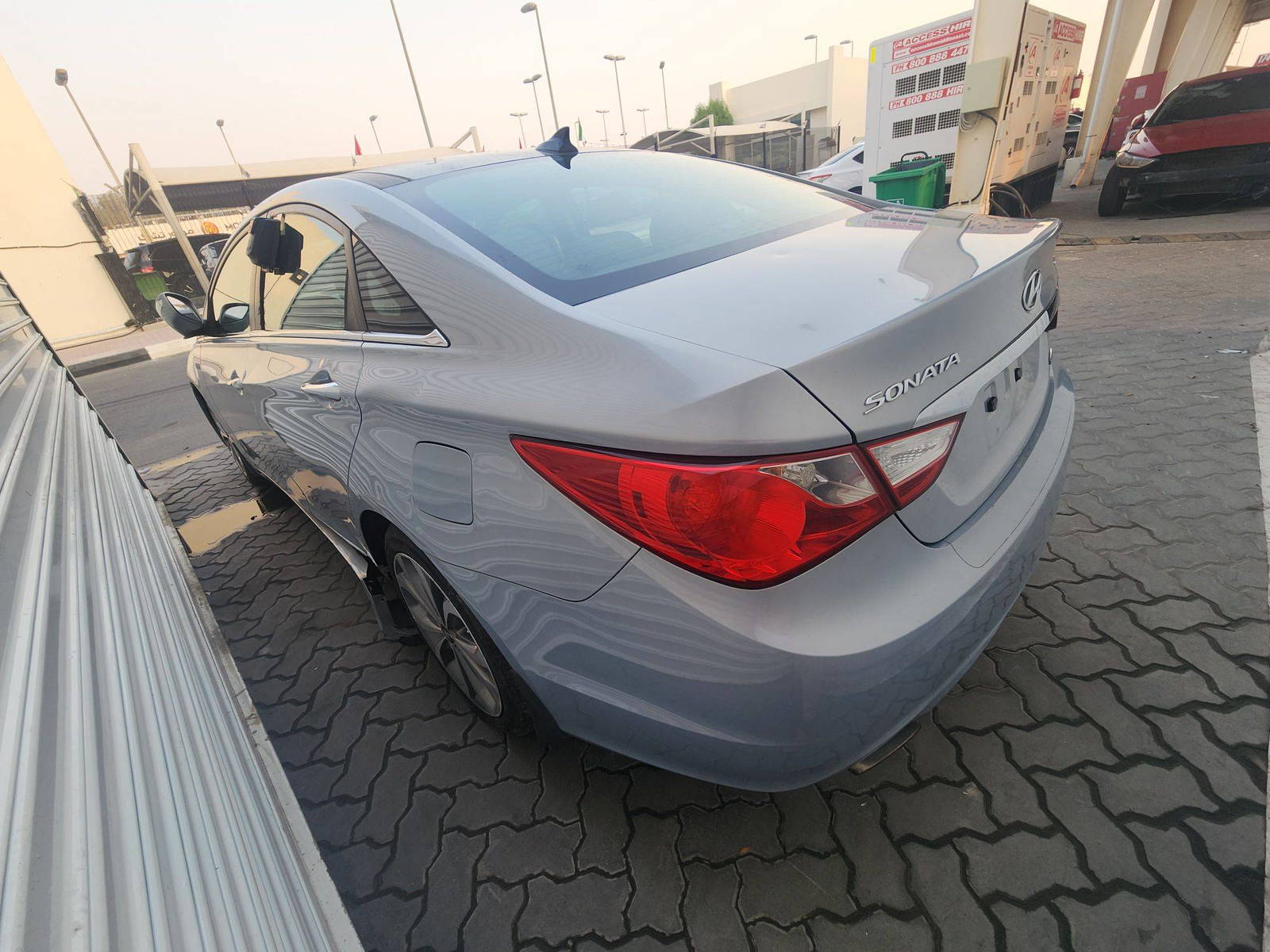 2013 HYUNDAI SONATA — 199572 Miles — Lot 38645946 — Souq - Marhaba Auctions Used Cars - Image 4