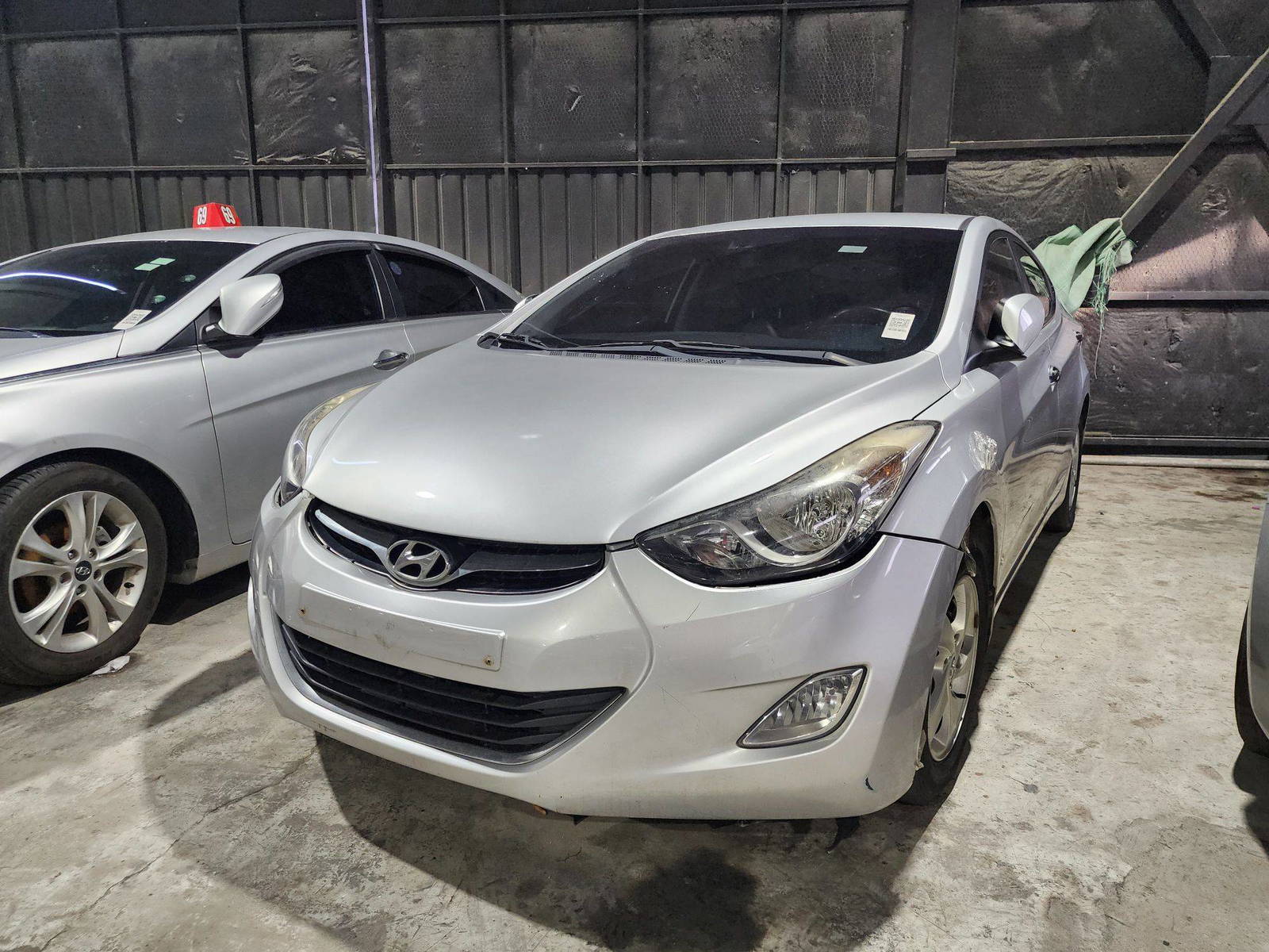 2012 HYUNDAI AVANTE — 182057 KM — Lot 350351 — Al Quoz - Marhaba Auctions Used Cars - Image 3