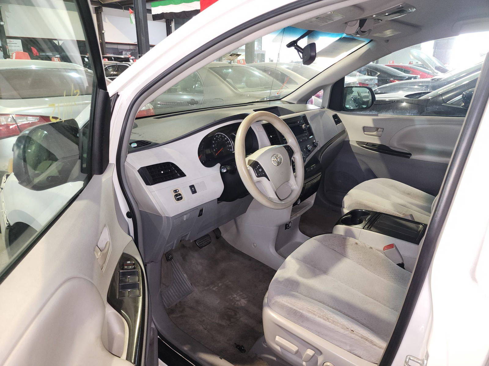 2012 TOYOTA SIENNA — 184656 Miles — Lot 246447 — Al Quoz - Marhaba Auctions Used Cars - Image 9