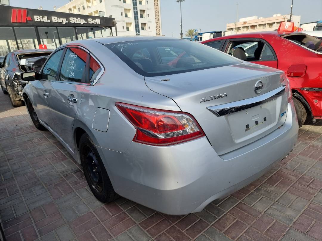 2013 NISSAN ALTIMA — 164774 Miles — Lot 125478 — Ind. 12 - Marhaba Auctions Used Cars - Image 5
