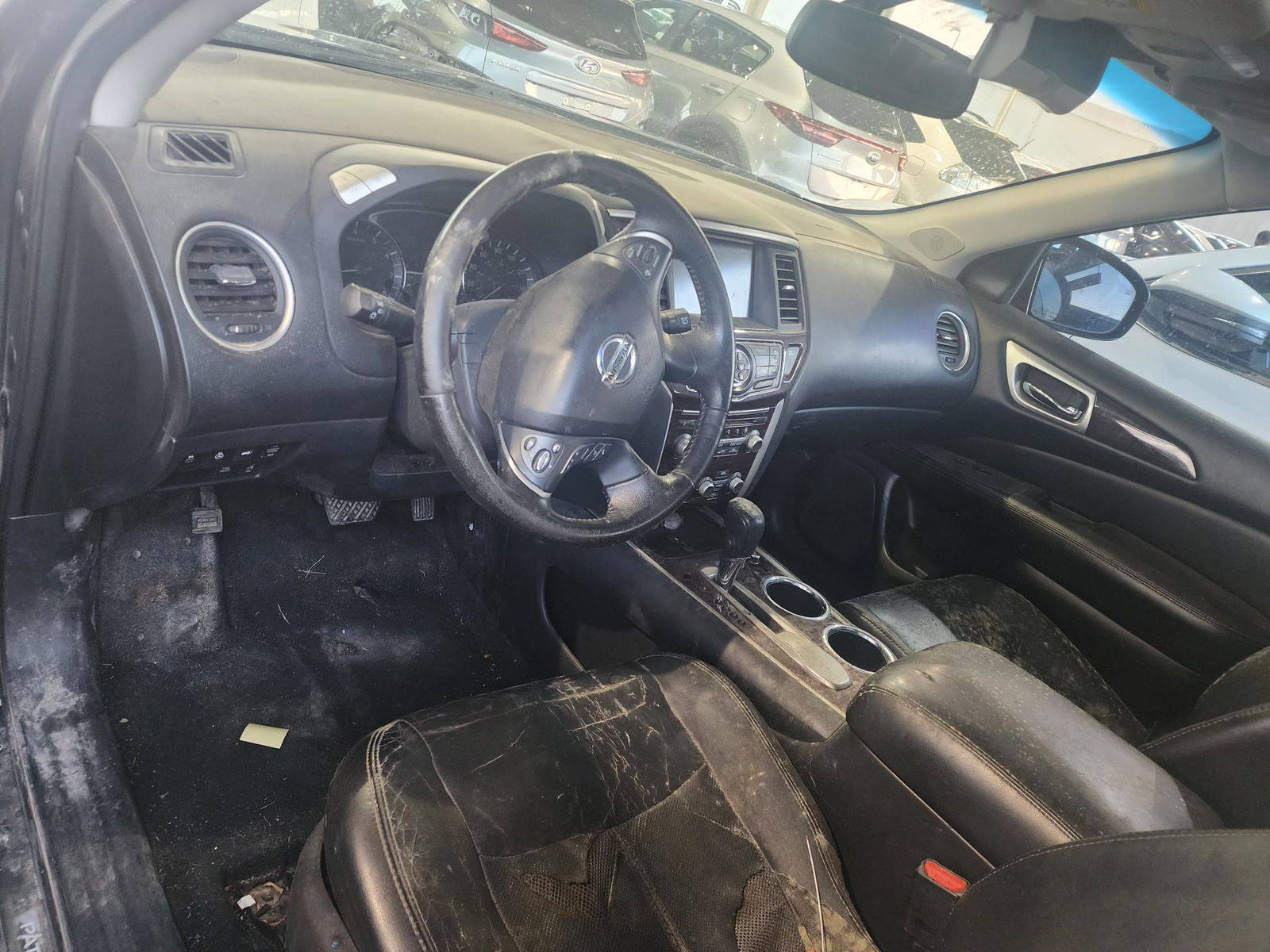2013 NISSAN PATHFINDER — 181207 Miles — Lot 37548479 - Marhaba Auctions Used Cars - Image 4