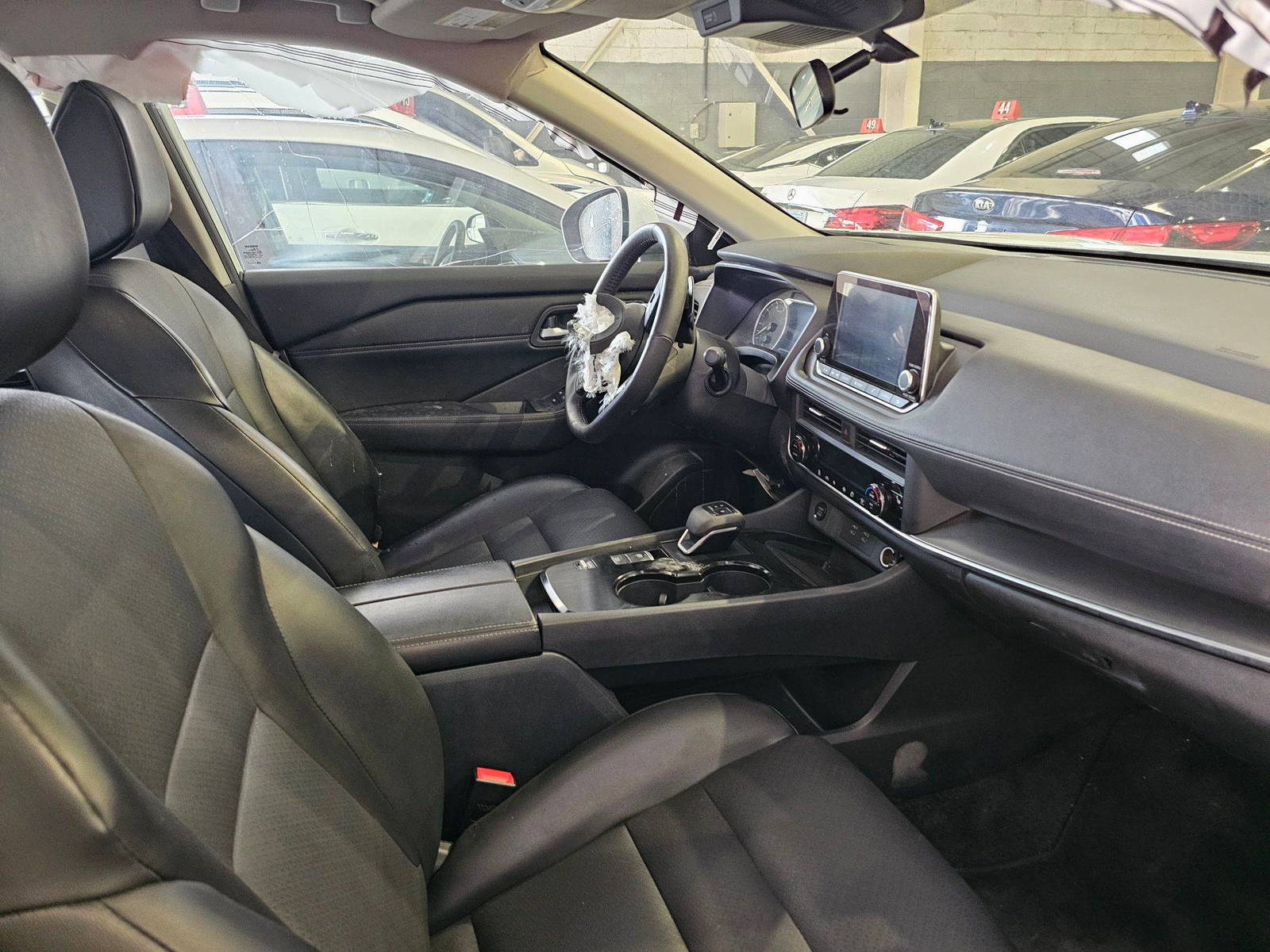 NISSAN ROGUE 2024 - Marhaba Auction Used Cars - Image 8