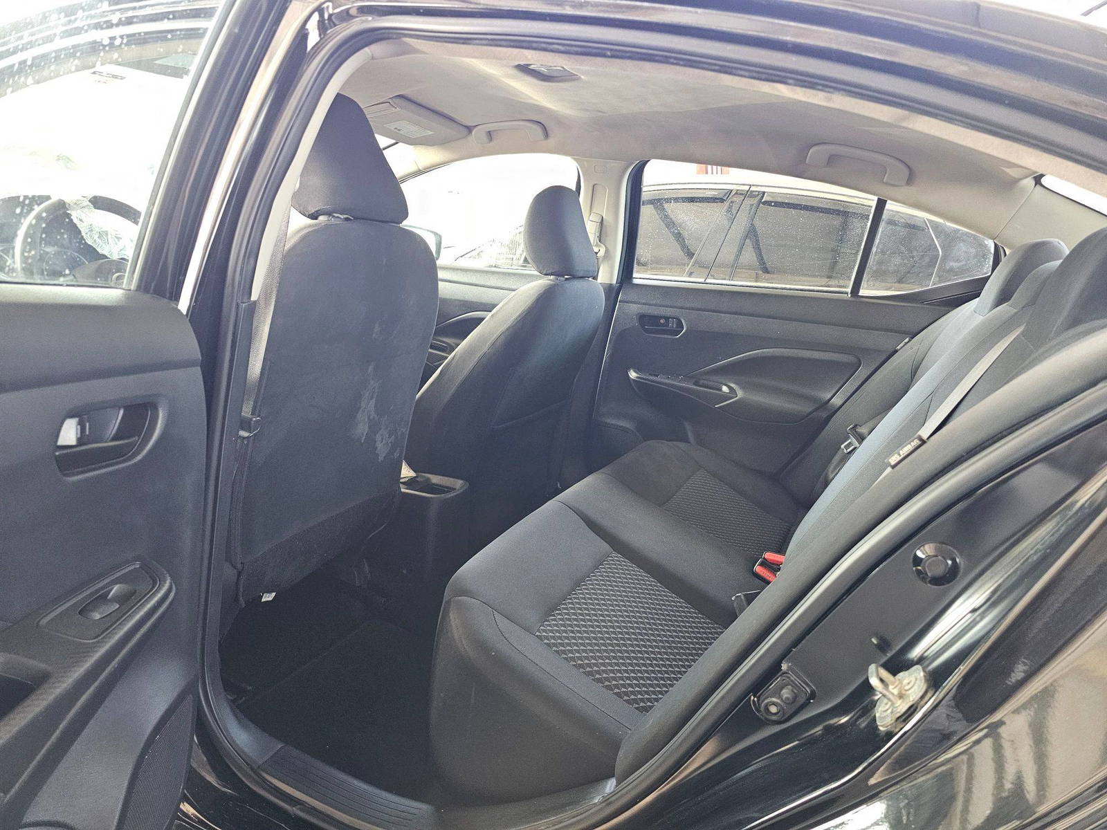 2021 NISSAN VERSA — 93568 Miles — Lot V0ML813983 — Souq - Marhaba Auctions Used Cars - Image 6