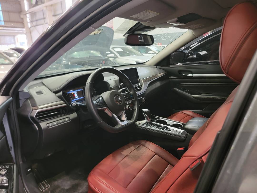 2020 NISSAN ALTIMA — 88241 Miles — Lot C161353 — Main - Marhaba Auctions Used Cars - Image 6