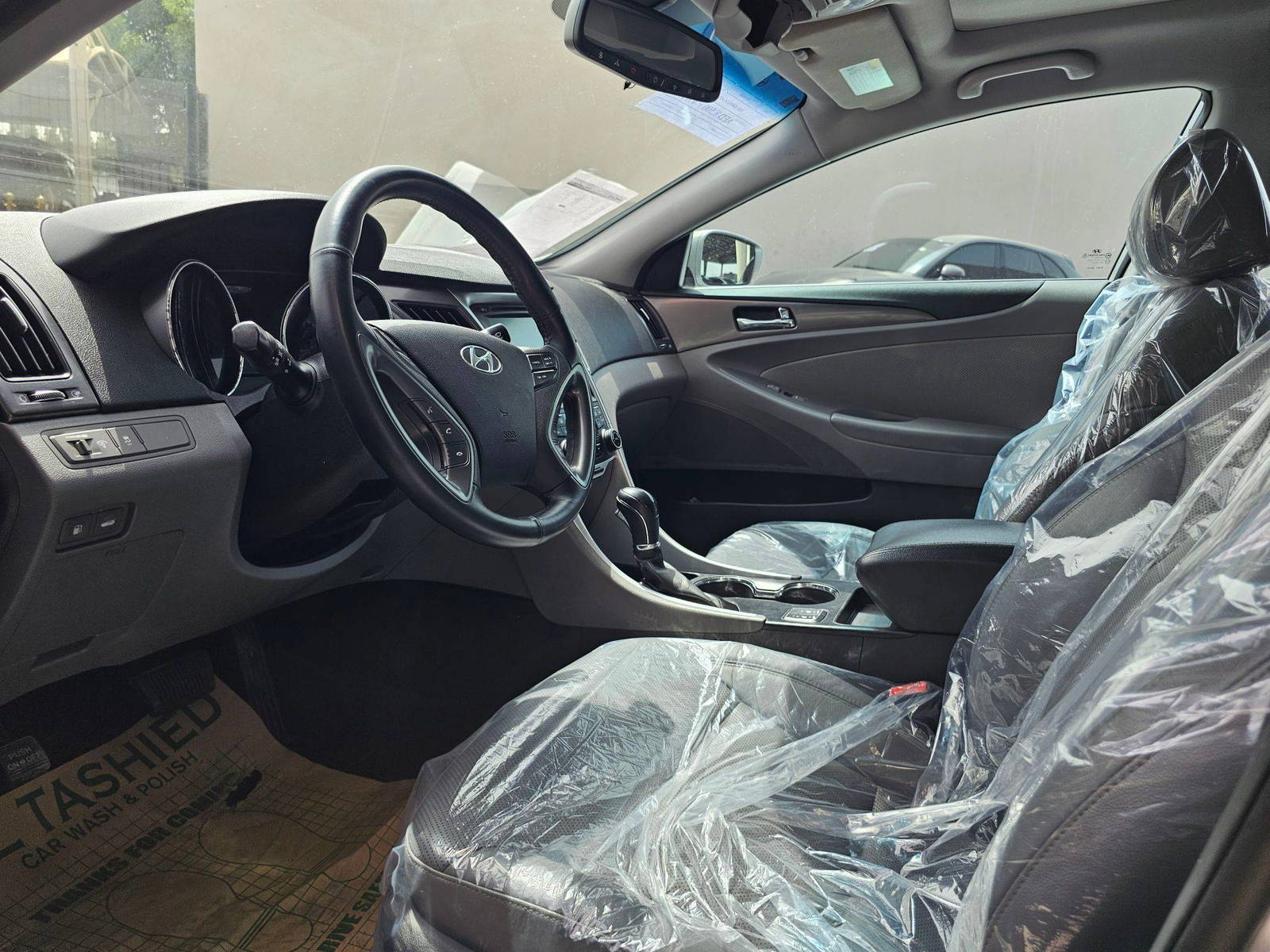 2013 HYUNDAI SONATA — 152503 Miles — Lot 2DA068835 — Souq - Marhaba Auctions Used Cars - Image 9
