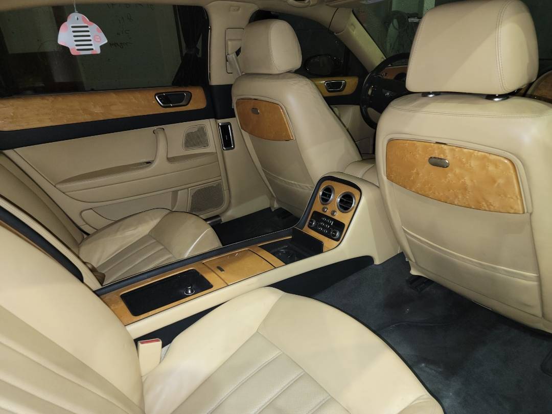2008 BENTLEY CONTINENTAL GT — 186126 KM — Lot C053225 - Marhaba Auctions Used Cars - Image 5