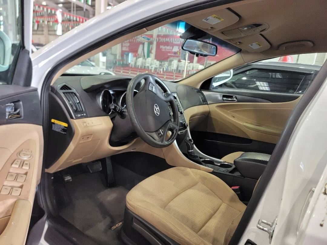 2015 HYUNDAI SONATA — 150442 Miles — Lot 129238 — Main - Marhaba Auctions Used Cars - Image 6