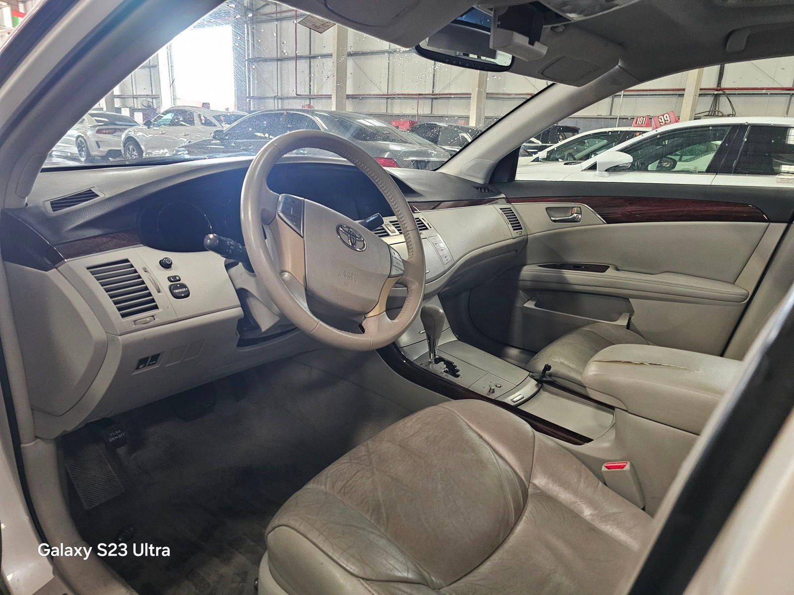 TOYOTA AVALON 2010 - Marhaba Auction Used Cars - Image 8