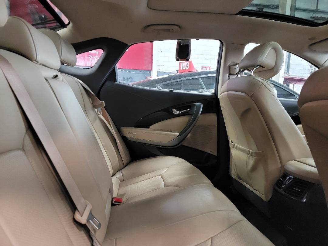 2013 HYUNDAI AZERA — 212511 Miles — Lot 38504122 — Ind. 12 - Marhaba Auctions Used Cars - Image 5