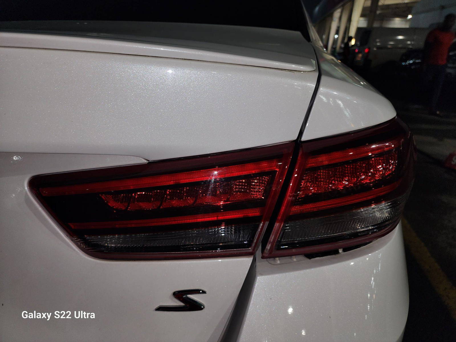 2018 KIA OPTIMA — 100908 Miles — Lot 37831423 - Marhaba Auctions Used Cars - Image 4