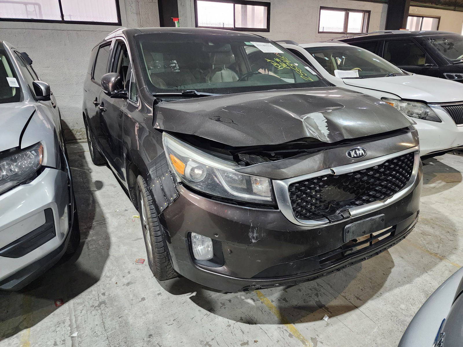 2017 KIA SEDONA — 165958 Miles — Lot C15H6256346 — Souq - Marhaba Auctions Used Cars - Image 4