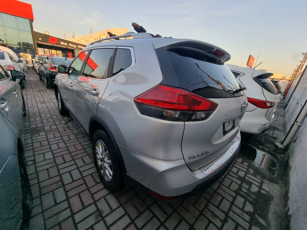 NISSAN ROGUE 2017 - Marhaba Auction Used Cars - Image 5