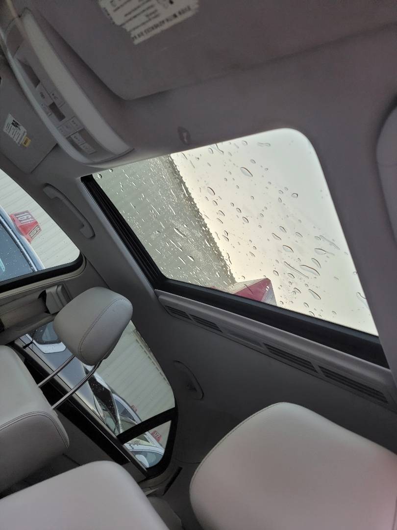 2014 MERCEDES BENZ E 350 — 113828 Miles — Lot EA968988 — Main - Marhaba Auctions Used Cars - Image 11