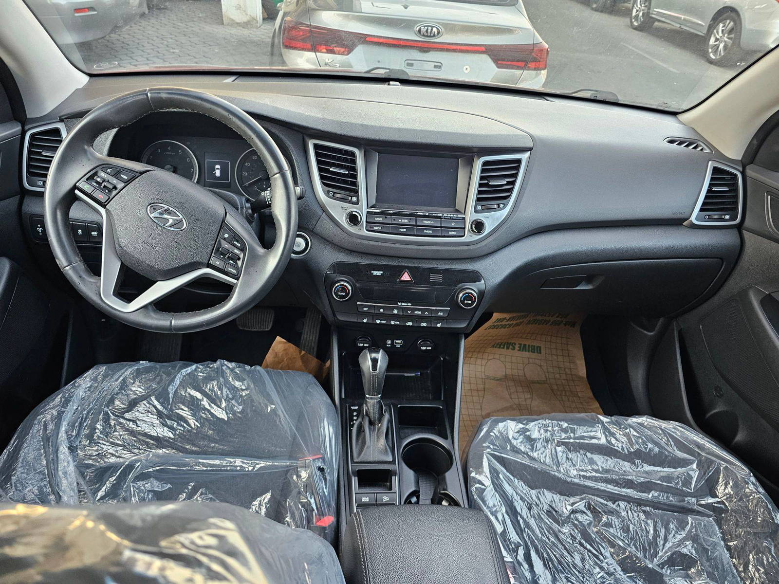 HYUNDAI TUCSON 2018 - Marhaba Auction Used Cars - Image 7