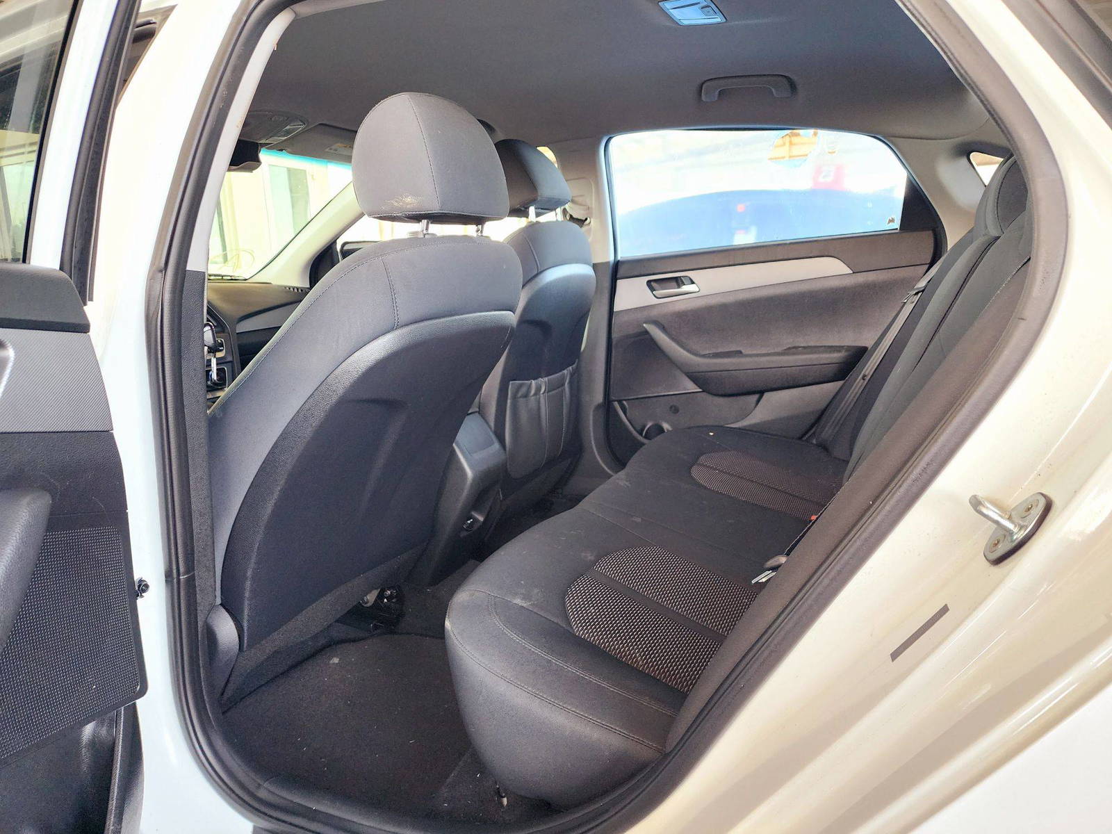 2019 HYUNDAI SONATA — 55653 Miles — Lot KH771266 — Souq - Marhaba Auctions Used Cars - Image 6