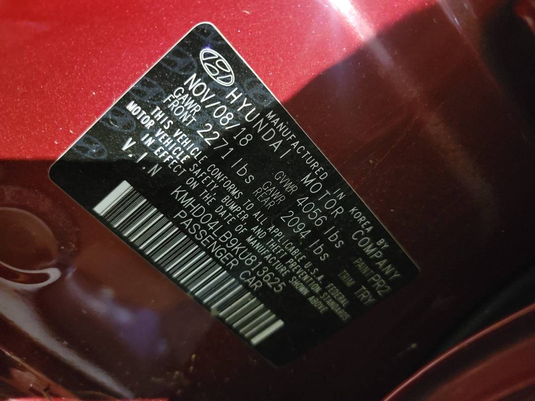 2019 HYUNDAI ELANTRA — 124740 Miles — Lot B9KU813625 — Main - Marhaba Auctions Used Cars - Image 9
