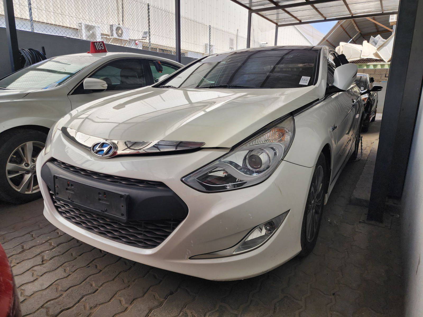 2014 HYUNDAI SONATA — 188647 KM — Lot 067612 — Main - Marhaba Auctions Used Cars - Image 4