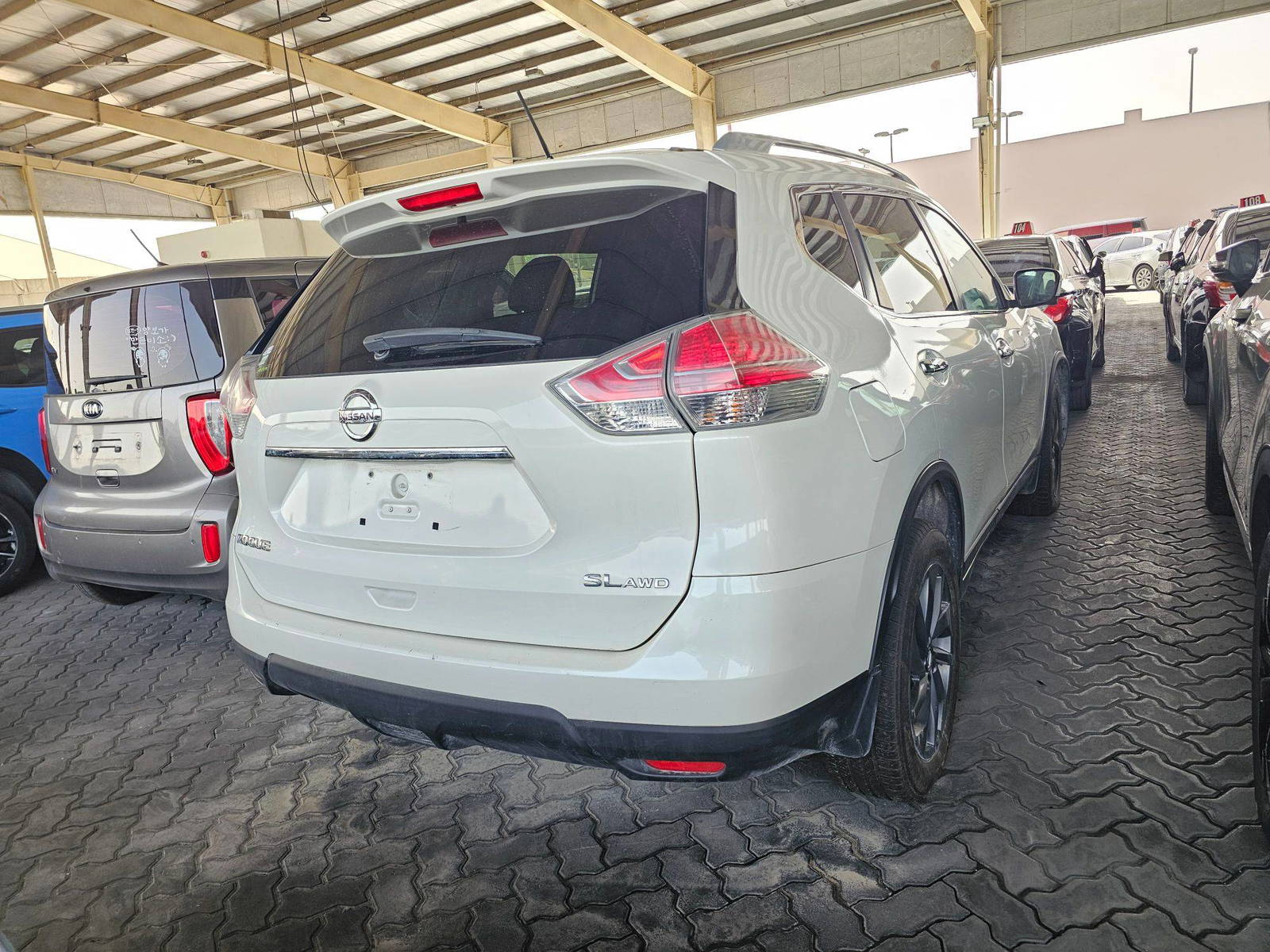 NISSAN ROGUE 2016 - Marhaba Auction Used Cars - Image 3