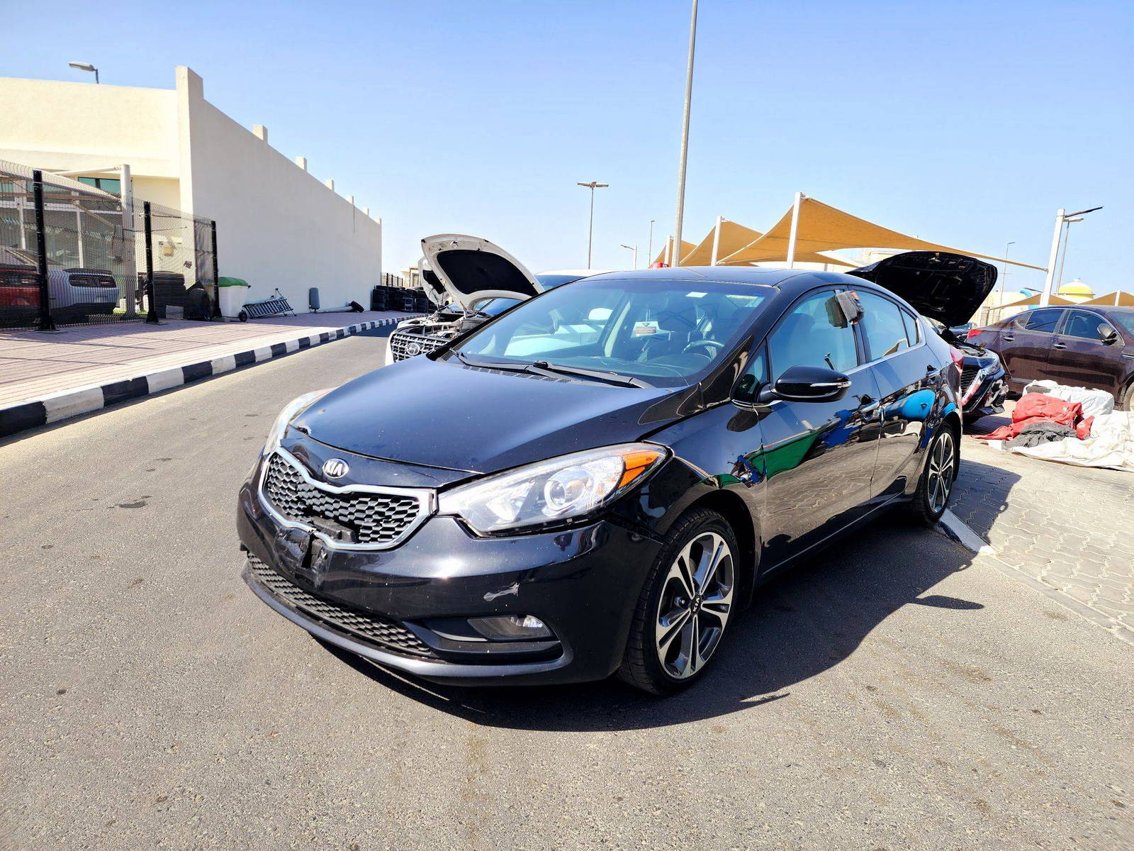 2014 KIA FORTE — 196086 KM — Lot 4A88E5139313 — Souq - Marhaba Auctions Used Cars - Image 5