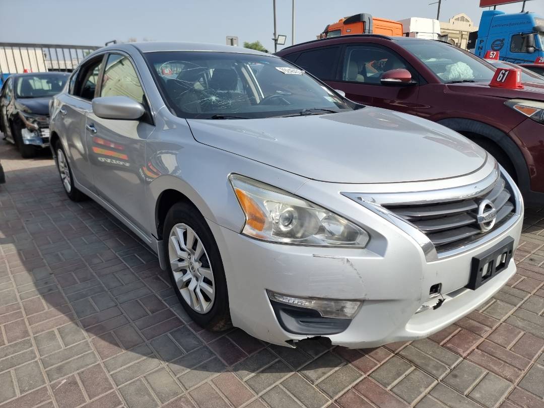 2014 NISSAN ALTIMA — 186851 Miles — Lot 215187 — Ind. 12 - Marhaba Auctions Used Cars - Image 3
