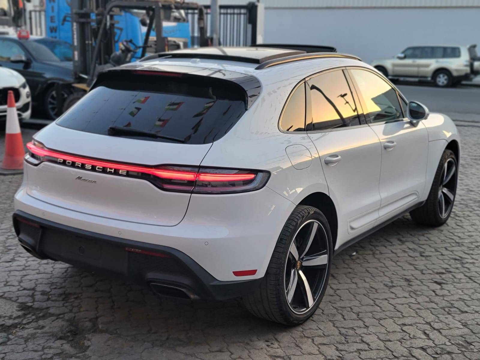 2023 PORSCHE MACAN — 25213 Miles — Lot 00328 — Main - Marhaba Auctions Used Cars - Image 6