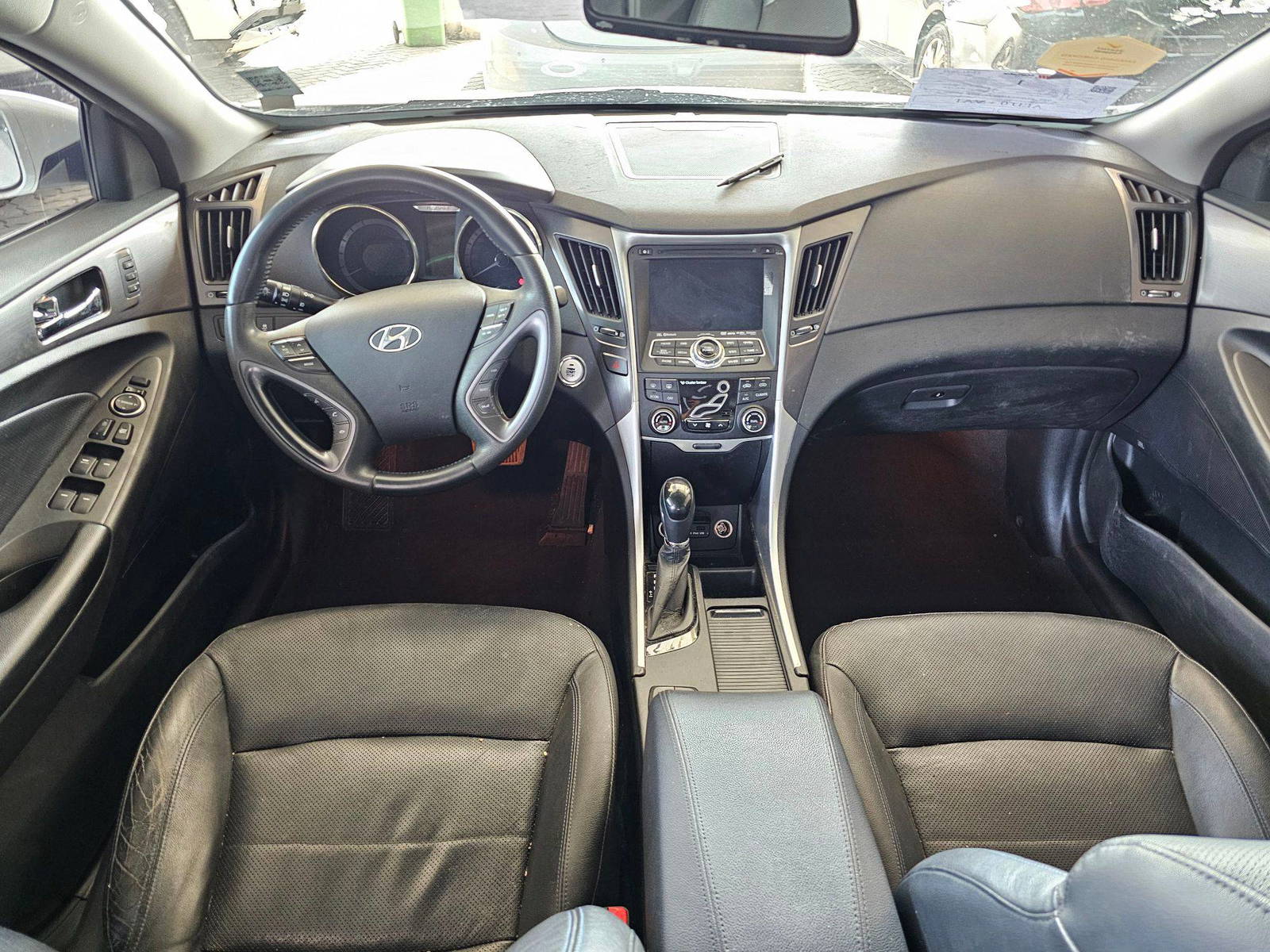 HYUNDAI SONATA 2012 - Marhaba Auction Used Cars - Image 8