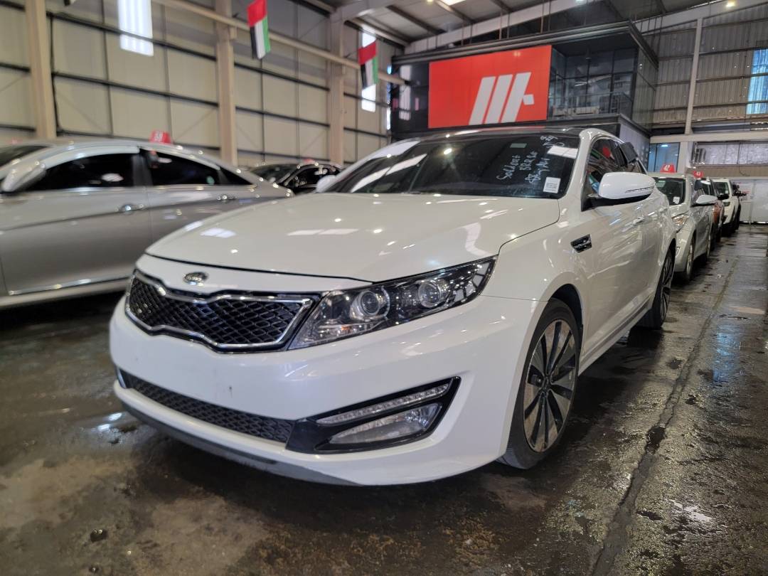 2012 KIA K5 — 199823 KM — Lot 207970 — Main - Marhaba Auctions Used Cars - Image 5
