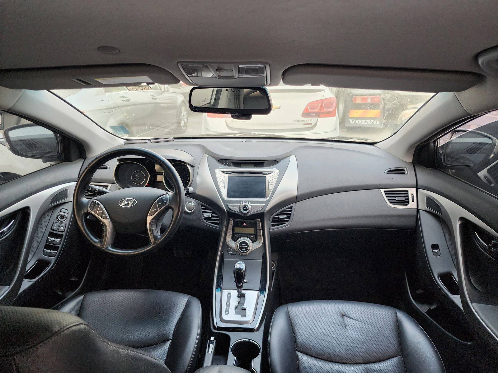 2013 HYUNDAI AVANTE — 157556 KM — Lot 678883 — Al Quoz - Marhaba Auctions Used Cars - Image 8