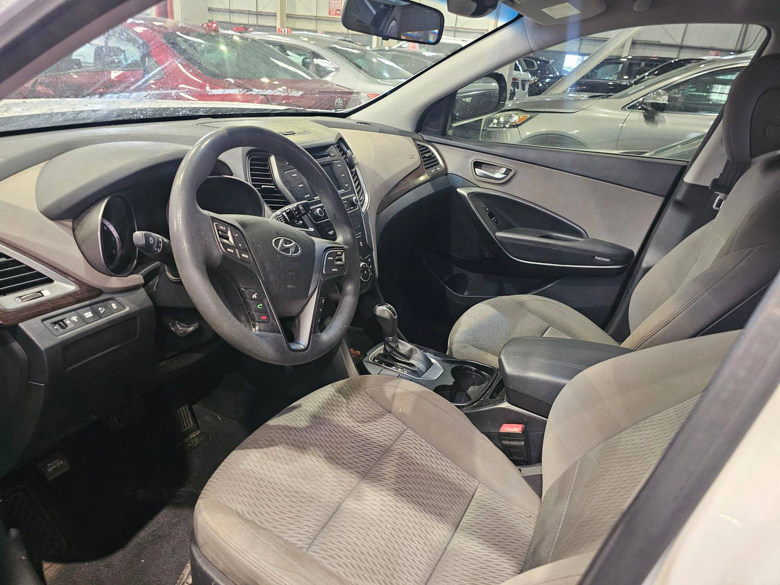 HYUNDAI SANTA FE SPORT 2018 - Marhaba Auction Used Cars - Image 8