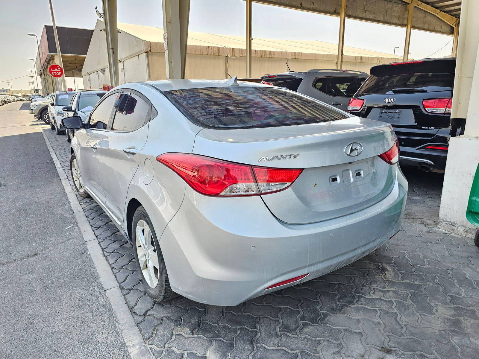 HYUNDAI AVANTE 2013 - Marhaba Auction Used Cars - Image 4